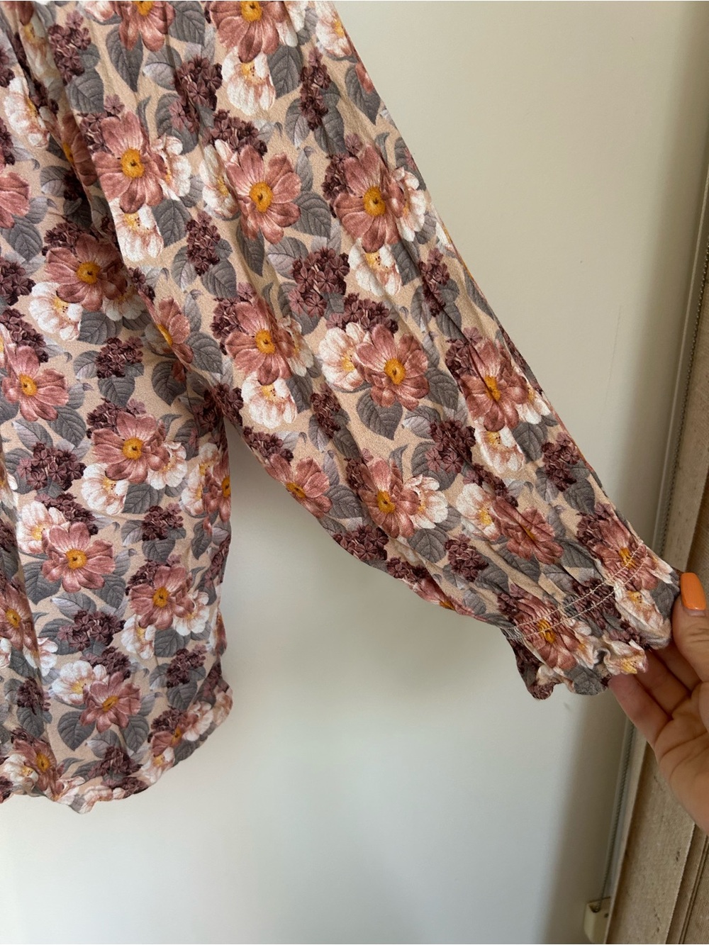 🌸 Wilfred Sensibility Floral Blouse | Aritzia Romantic Boho 🌸 - Picture 3 of 4